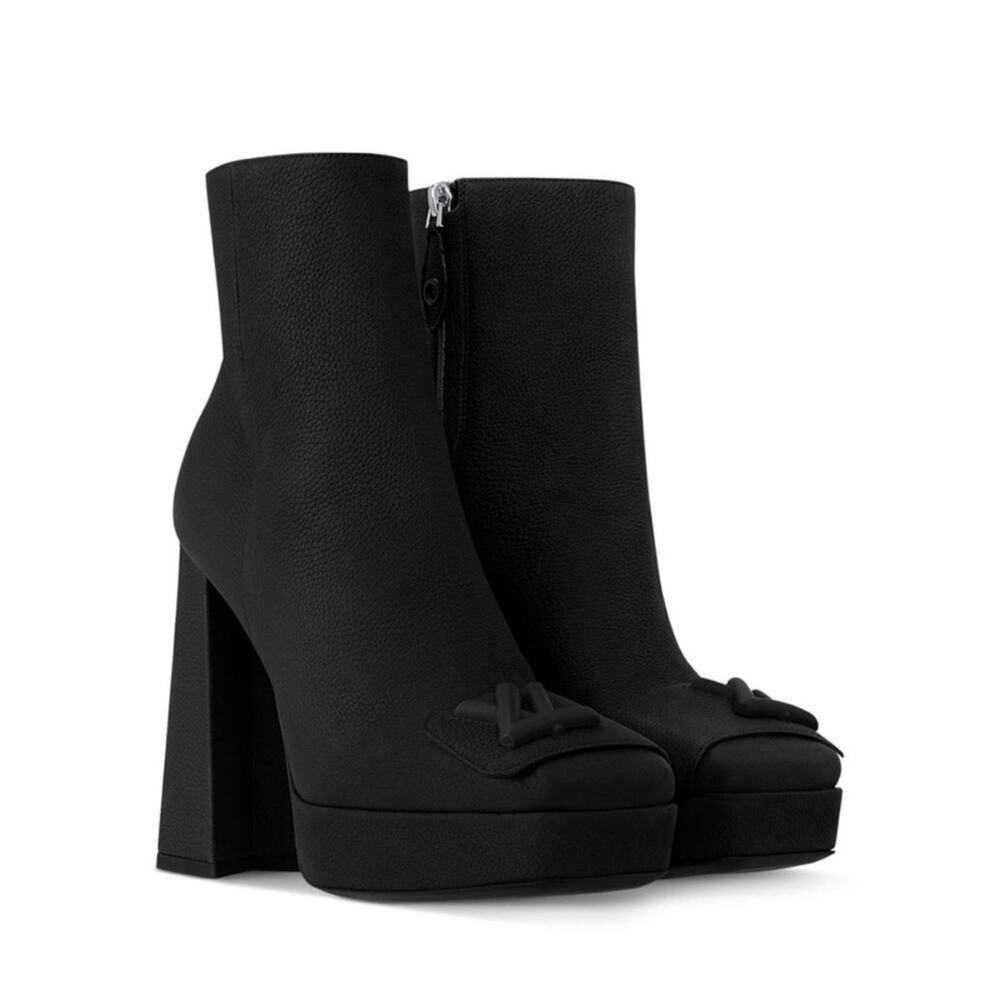 Louis Vuitton Shake Platform Ankle Boots in Black Grained Calf Leather Size 40